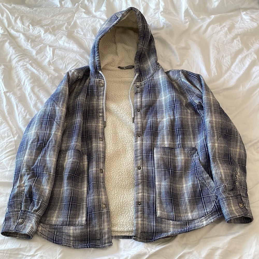 Vintage Thrifted Blue and White Plaid Northface Jacket Size: Large